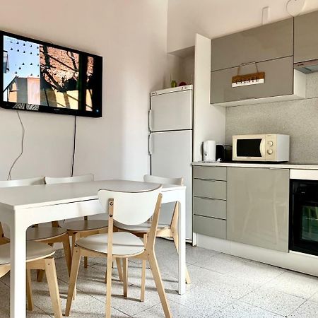 Charm Miro Apartment Барселона Екстериор снимка