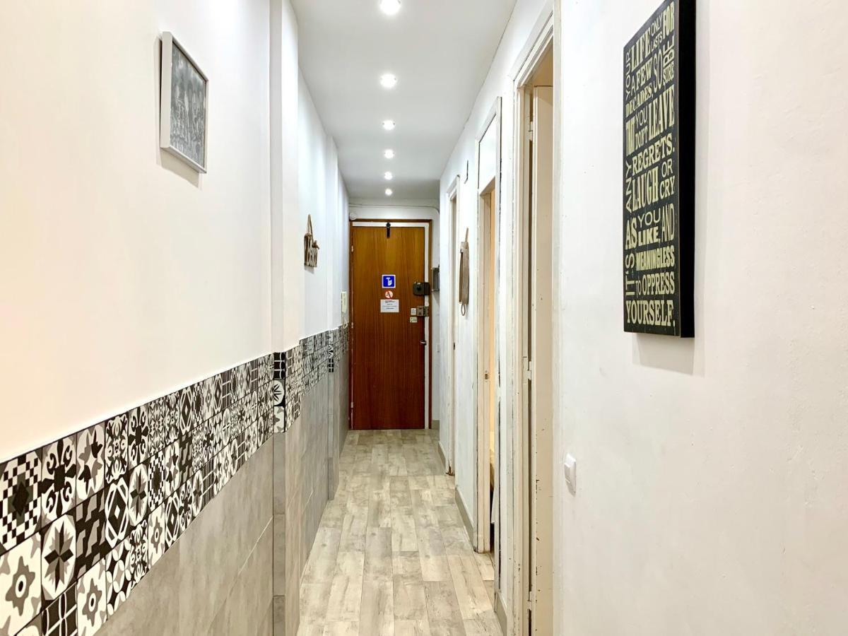 Charm Miro Apartment Барселона Екстериор снимка
